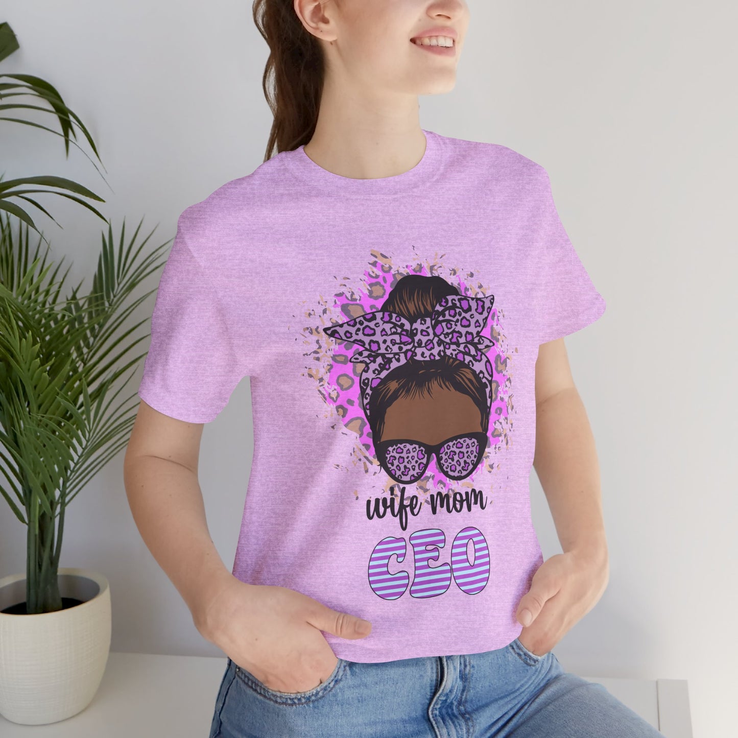 Wife Mom CEO T-Shirt: Empowering Tee for Moms, Gifts for Mother's Day, Women's Casual Wear, Motivational Apparel, Cute Graphic Tee