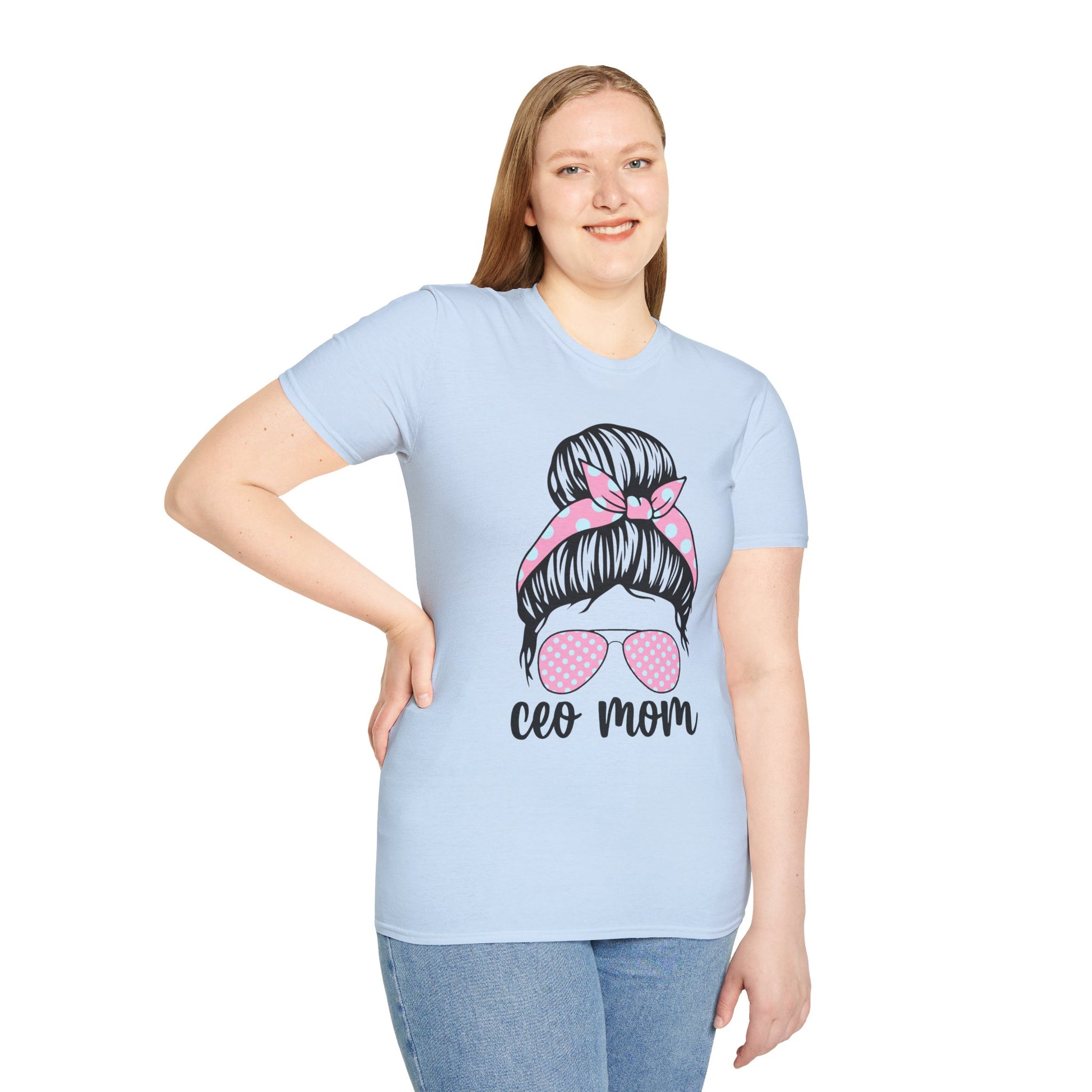CEO Mom T-Shirt: Casual Gift for Mother's Day, Birthday, or Everyday Wear, Perfect for Stylish Moms