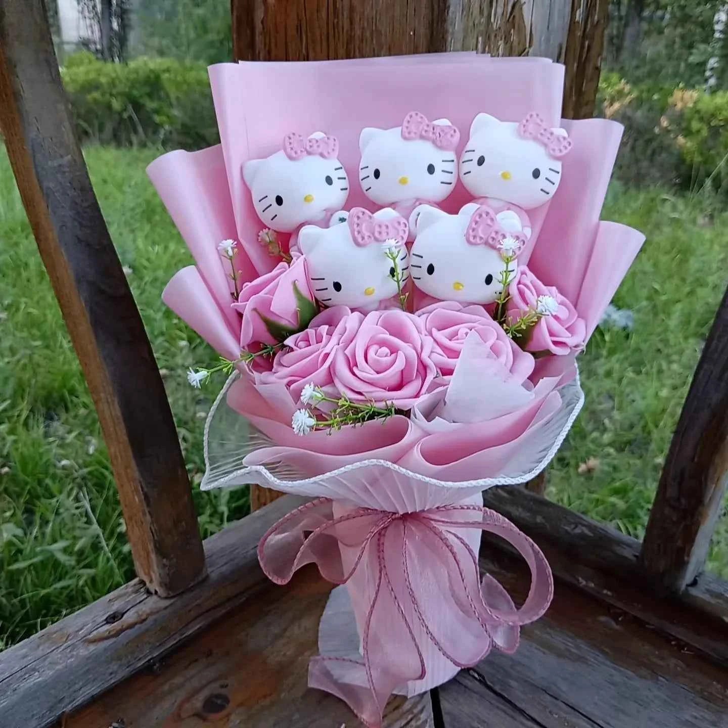 Kawaii Sanrio Plush Bouquet (11.8 in) - Hello Kitty/Kuromi/My Melody/Cinnamoroll Gift