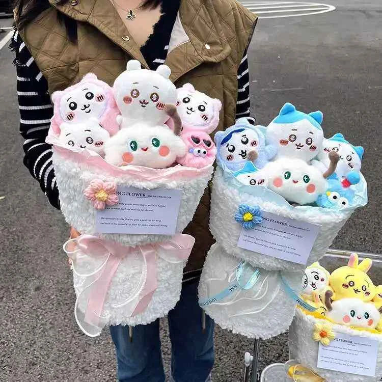 A trendy 2025 Chiikawa plush doll bouquet featuring Chiikawa and Hachiware surrounded by colorful artificial flowers and wrapped in aesthetic gift paper.