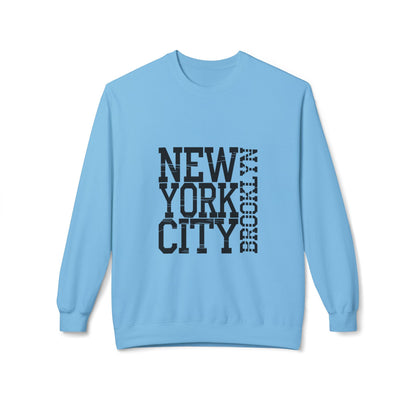 New York City Graphic Sweatshirt - Cozy Unisex Crewneck, Streetwear Style, Gift for NYC Lovers, Casual Wear, Travel Souvenir
