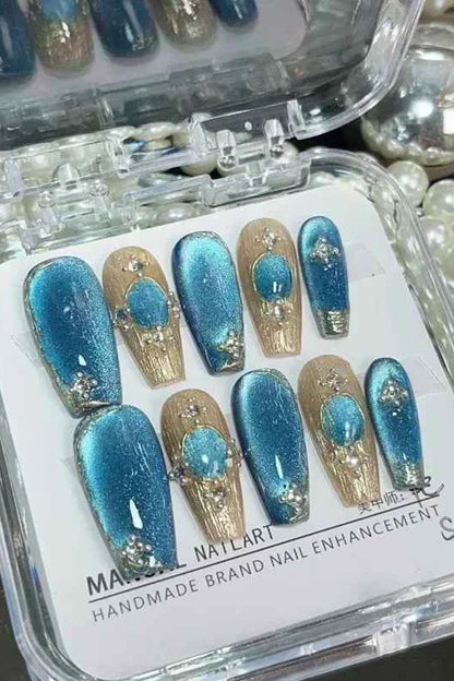 10Pcs Naked Cat Eye Press-On Nails with Laser Butterfly Decor