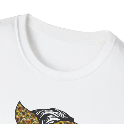 Chic Girl Boss T-Shirt, Empowerment Tee, Gift for Her, Motivational Shirt, Women’s Empowerment Apparel