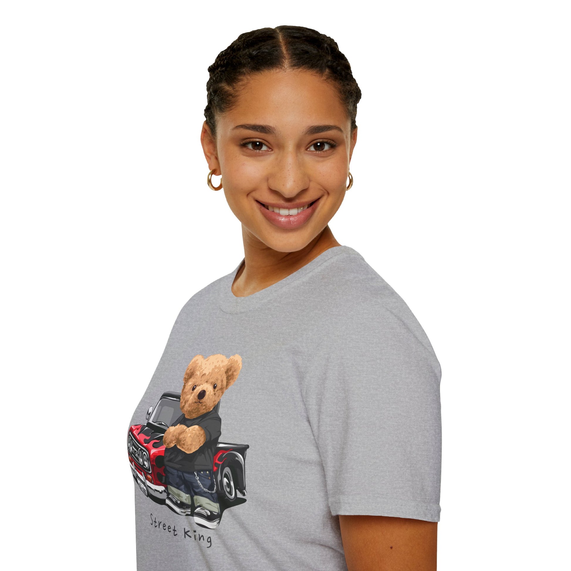 Street King Bear Unisex T-Shirt - Fun Vintage Style Tee, Casual Wear, Gift for Kids & Teens, Birthday Present, Streetwear Outfit