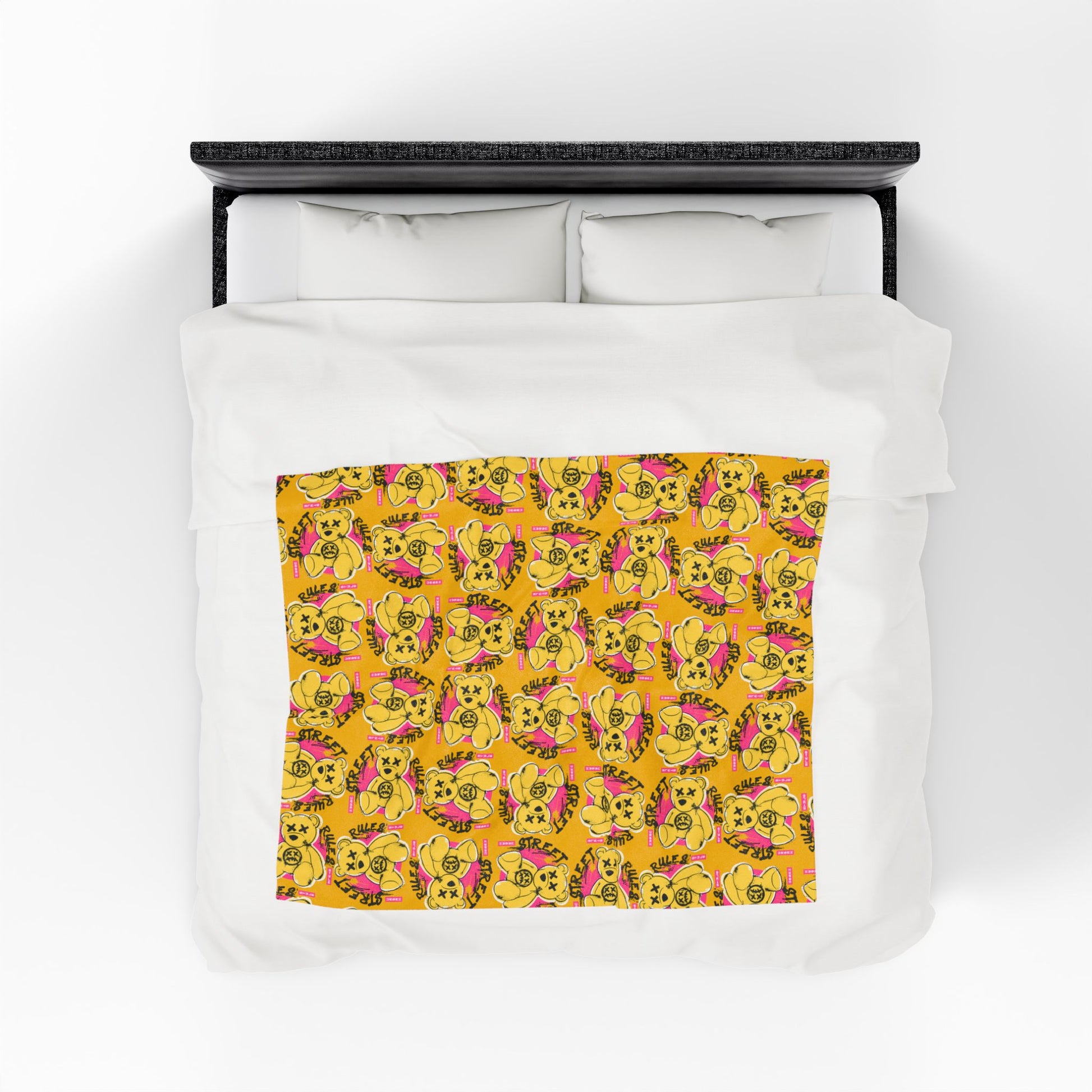 "Street Rules" Graphic Velveteen Plush Blanket – Soft Yellow Throw with Teddy Bear – Urban Graffiti Style Home Decor
