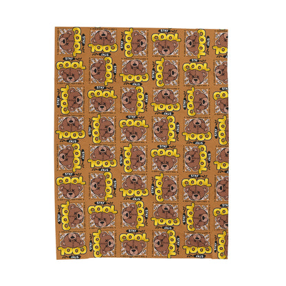 "Stay Cool" Brown Bear Graphic Velveteen Plush Blanket – Soft Throw with "Keep It Real" Quote – Urban Streetwear Home Decor