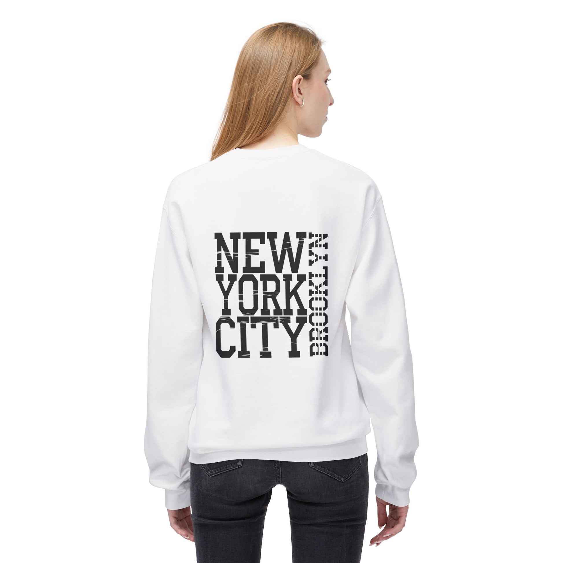 New York City Graphic Sweatshirt - Cozy Unisex Crewneck, Streetwear Style, Gift for NYC Lovers, Casual Wear, Travel Souvenir
