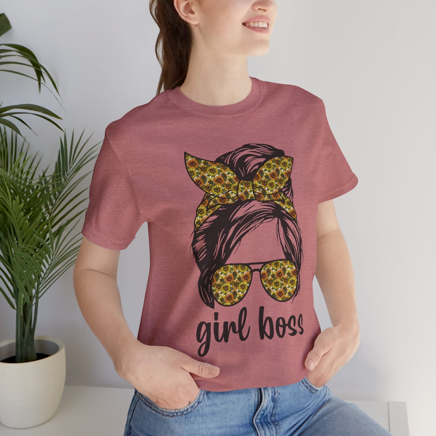 Stylish Girl Boss Tee: Empowerment Shirt for Women, Casual Outfit, Trendy Gift, Birthday Apparel, Motivational Fashion