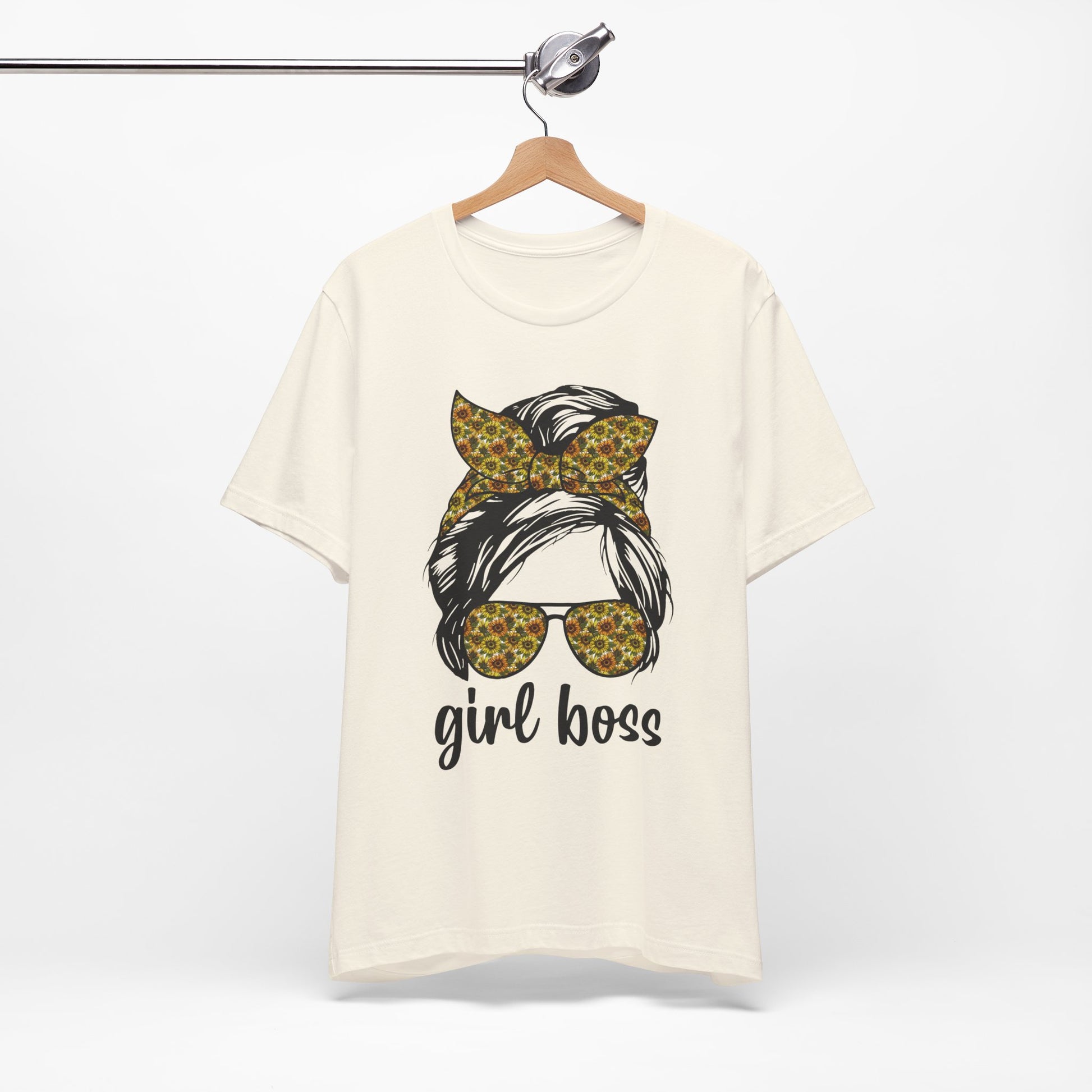 Stylish Girl Boss Tee: Empowerment Shirt for Women, Casual Outfit, Trendy Gift, Birthday Apparel, Motivational Fashion