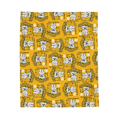 "Keep Dreaming" Inspirational Plush Blanket – Soft Velveteen Throw with Teddy Bear – Yellow Streetwear Home Decor