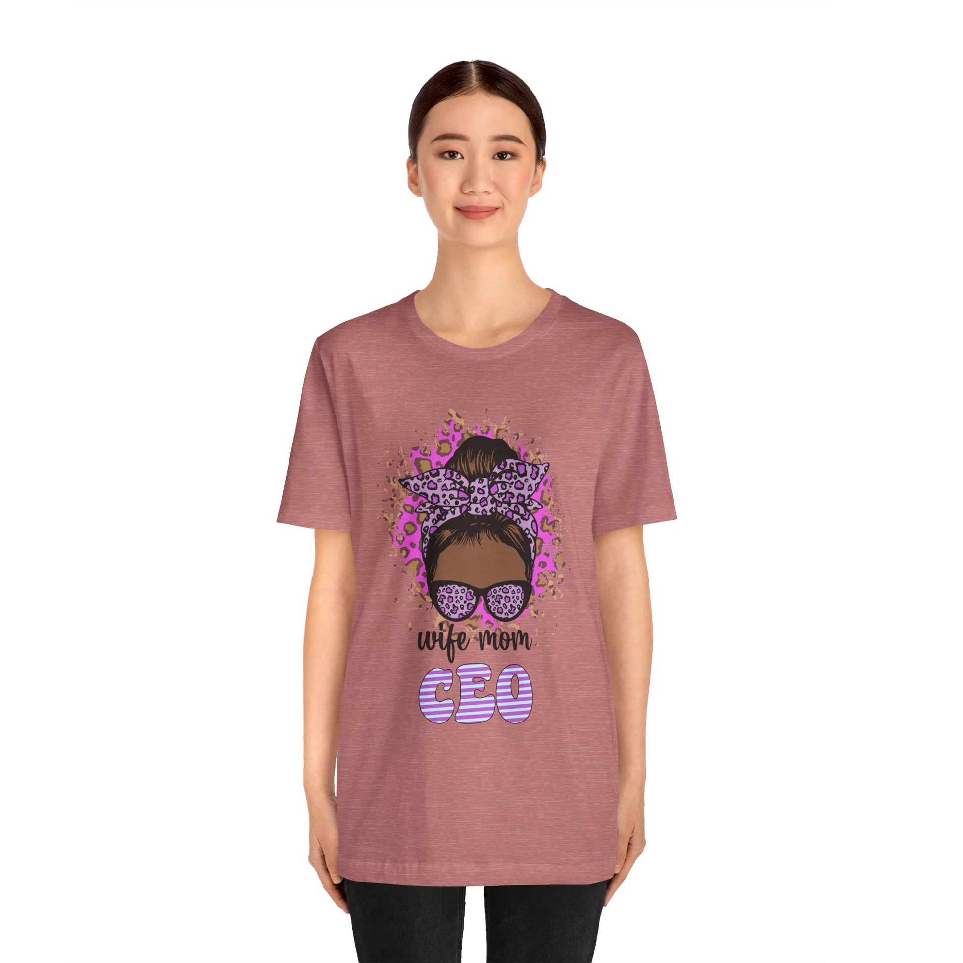 Wife Mom CEO T-Shirt: Empowering Tee for Moms, Gifts for Mother's Day, Women's Casual Wear, Motivational Apparel, Cute Graphic Tee