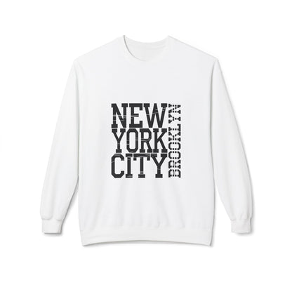New York City Graphic Sweatshirt - Cozy Unisex Crewneck, Streetwear Style, Gift for NYC Lovers, Casual Wear, Travel Souvenir White