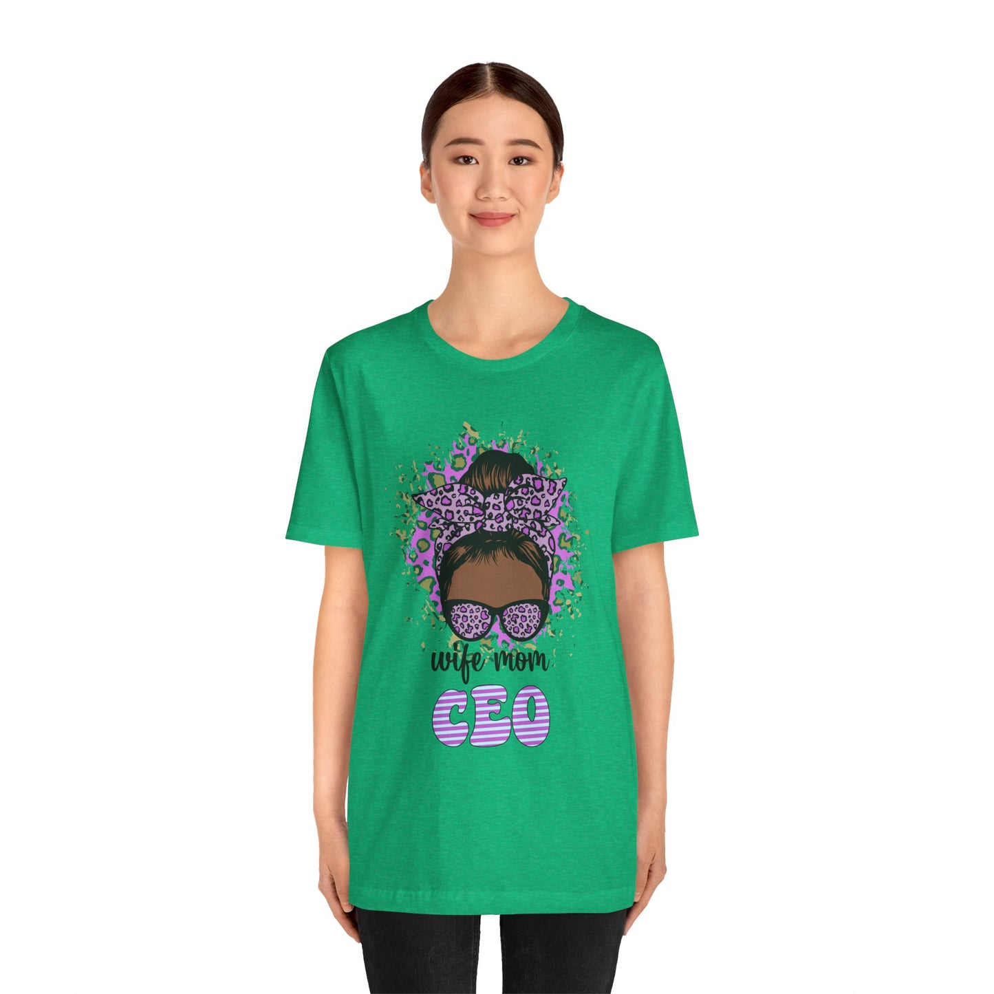 Wife Mom CEO T-Shirt: Empowering Tee for Moms, Gifts for Mother's Day, Women's Casual Wear, Motivational Apparel, Cute Graphic Tee