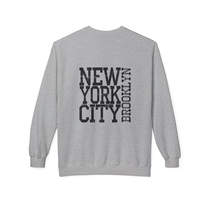 New York City Graphic Sweatshirt - Cozy Unisex Crewneck, Streetwear Style, Gift for NYC Lovers, Casual Wear, Travel Souvenir