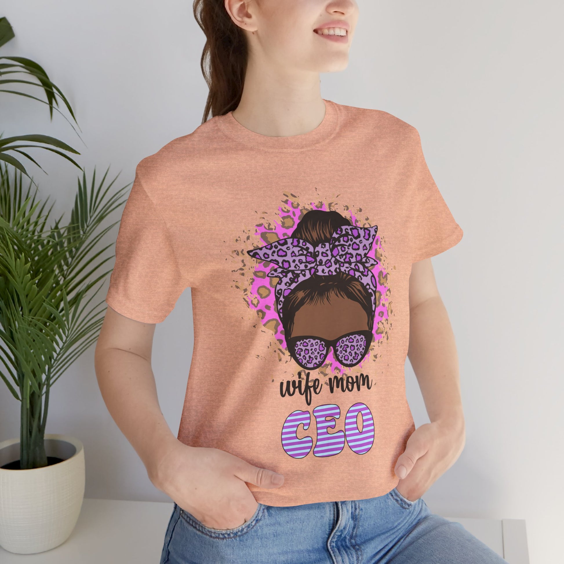 Wife Mom CEO T-Shirt: Empowering Tee for Moms, Gifts for Mother's Day, Women's Casual Wear, Motivational Apparel, Cute Graphic Tee