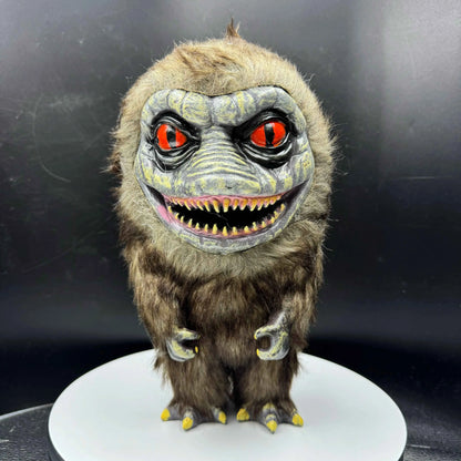 Critters Retro Horror Monster Plush Toy Horror Design With Glowing Red Eyes Ideal For Halloween Decor & Collector Gifts