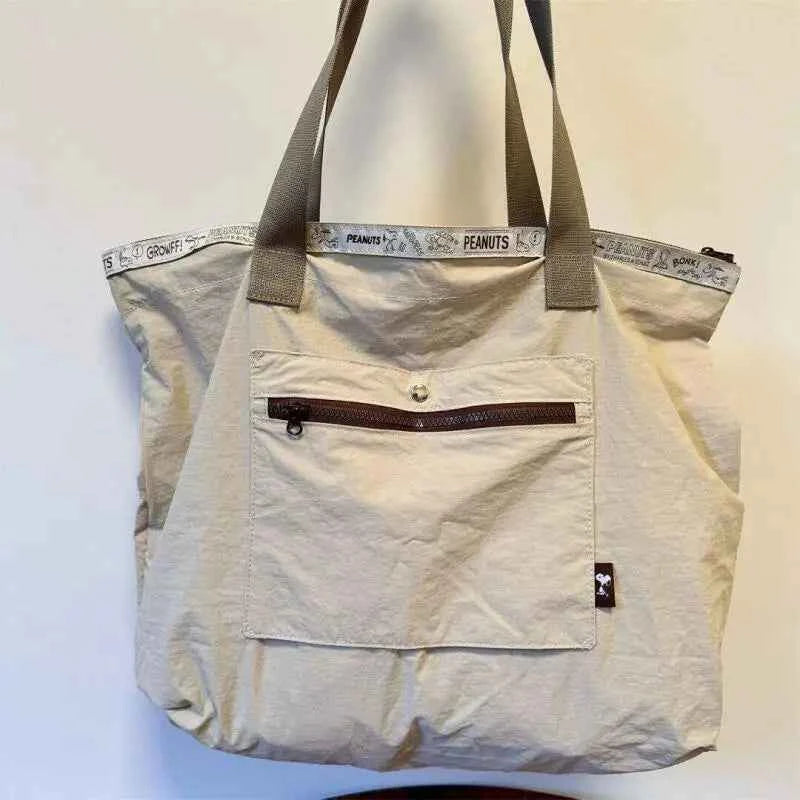 Snoopy Large Capacity Travel Duffle Bag – Foldable Carry On Tote