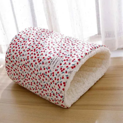 Soft Velvet Fabric Cat/Dog Bed (Up to 18.1 in) - Winter Warm Sleeping Bag Pet House