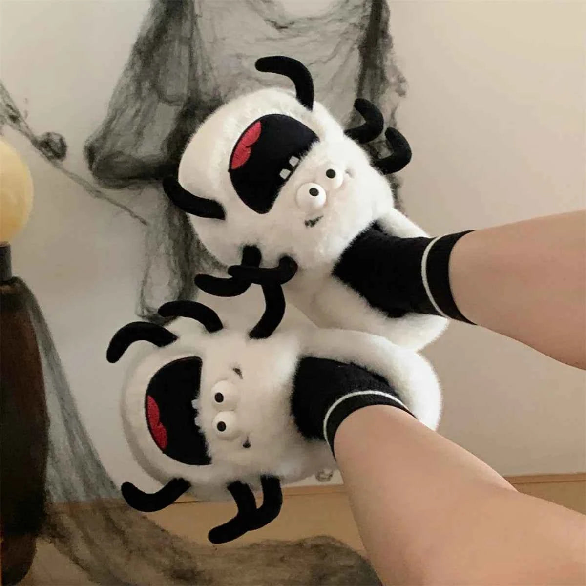 Cute 3D Spider Fluffy House Slippers - Women's Warm Winter Indoor Non-slip Shoes