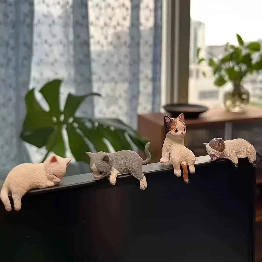 5-Pack Cute Healing Cat Monitor Decoration - Kawaii Screen