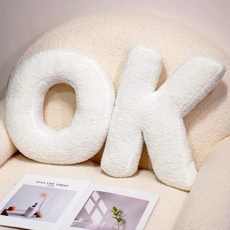 Kawaii English Letter Plush Pillow – Soft Stuffed Alphabet Sofa Cushion & Kids Learning Toy (A–Z + Heart)