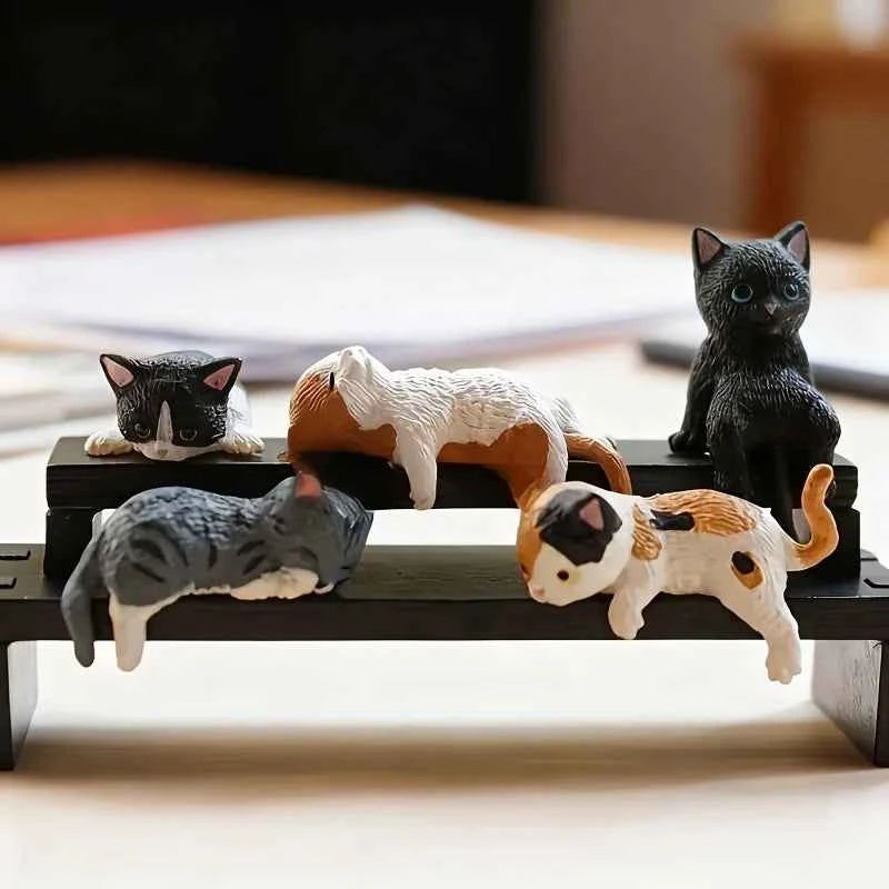 5-Pack Cute Healing Cat Monitor Decoration - Kawaii Screen
