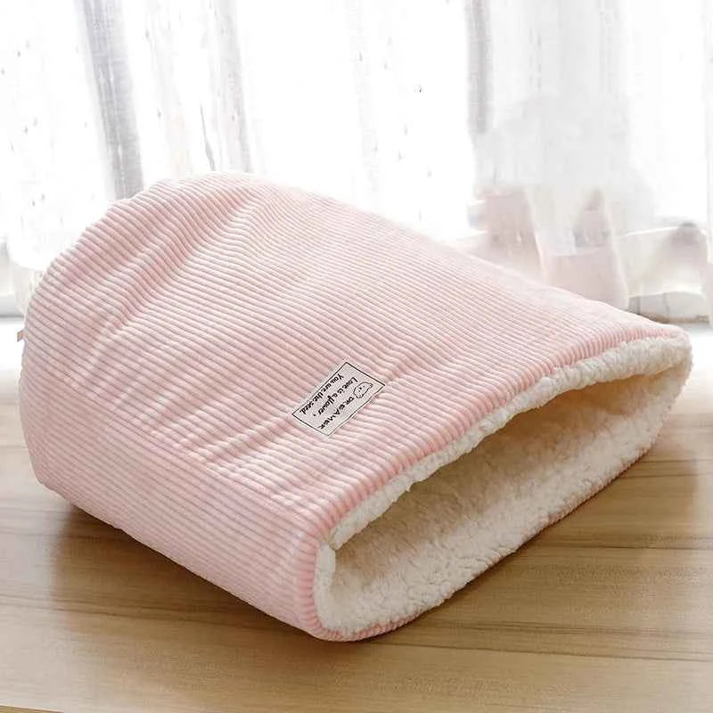 Soft Velvet Fabric Cat/Dog Bed (Up to 18.1 in) - Winter Warm Sleeping Bag Pet House