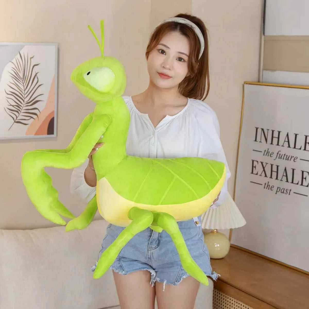 Kawaii Praying Mantis Plush Toy – Giant Green Insect Stuffed Animal Pillow