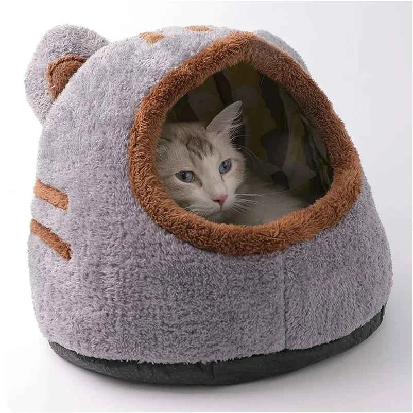 Kawaii Bear Head Cat Bed (Up to 16.9 in) - Cozy Cave Winter Self Warming Kitten Nest