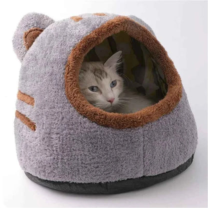 Kawaii Bear Head Cat Bed (Up to 16.9 in) - Cozy Cave Winter Self Warming Kitten Nest