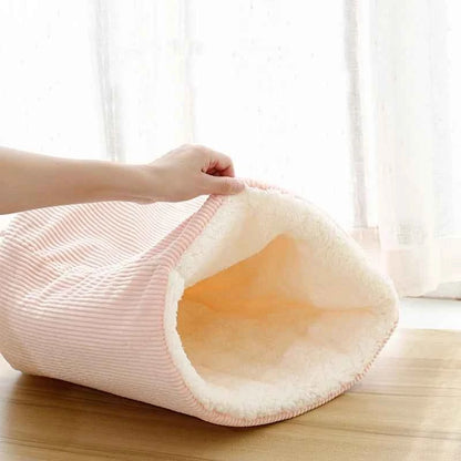 Soft Velvet Fabric Cat/Dog Bed (Up to 18.1 in) - Winter Warm Sleeping Bag Pet House