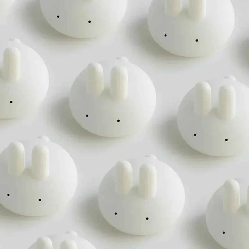 Kawaii Soft Silicone Bunny Night Light (4.6 in) - Rechargeable Timer Lamp