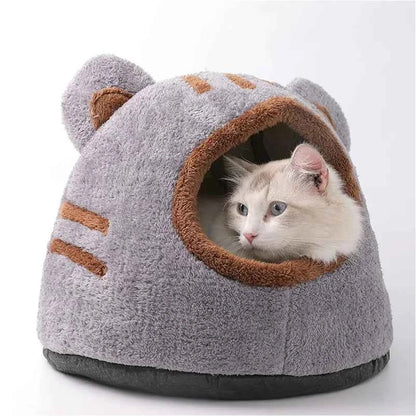 Kawaii Bear Head Cat Bed (Up to 16.9 in) - Cozy Cave Winter Self Warming Kitten Nest
