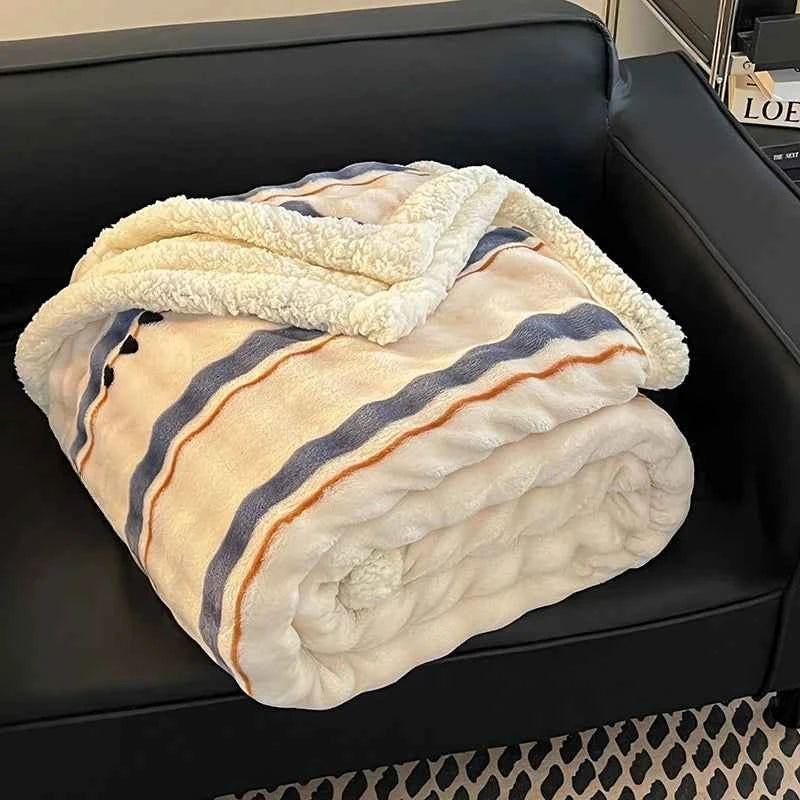 Imitation rabbit fur blanket double-sided thickened four-season blanket, super soft, lightweight and breathable living room
