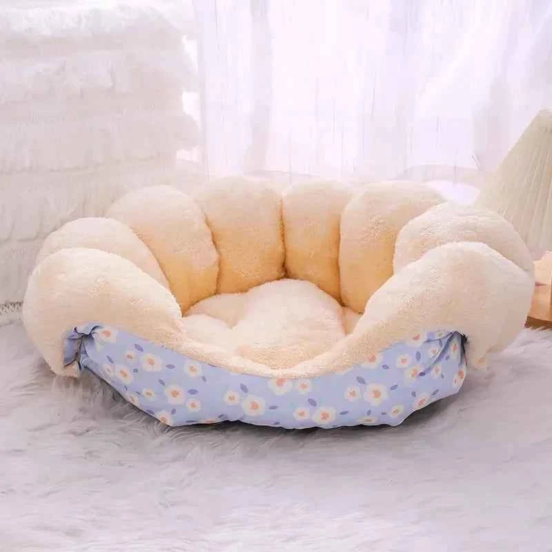 2-in-1 Winter Warm Cat House Bed (Up to 23.6 in) - Convertible Sofa/Basket for Dogs & Cats