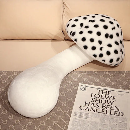 Giant Mushroom Plush Pillow – Huggable Plant Cushion for Sofa & Floor White