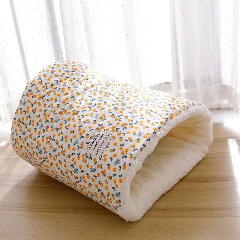 Soft Velvet Fabric Cat/Dog Bed (Up to 18.1 in) - Winter Warm Sleeping Bag Pet House
