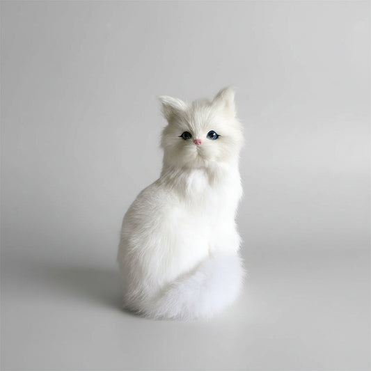 Simulation Sleeping Cat Ornament – Realistic Faux Fur Cat Decoration White 7.9" (20cm)